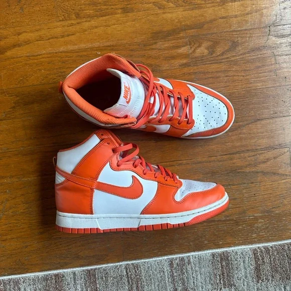 Orange Nike Dunks Hightop - Picture 7 of 7